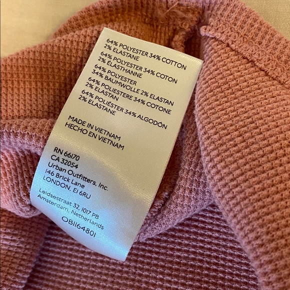 We The Free Fuji Off The Shoulder Thermal Top. Size Medium. Pink. Free People. - Picture 9 of 12